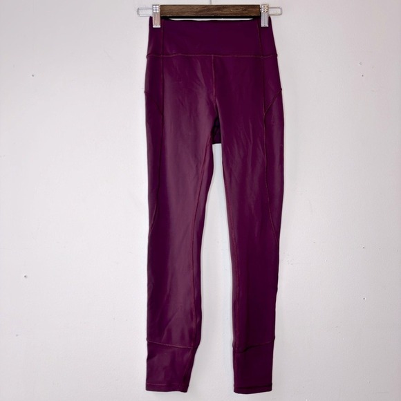 Lululemon In Movement 7/8 Tight *Everlux 25" Black Cherry Size 4 W5ANXS - Picture 2 of 12